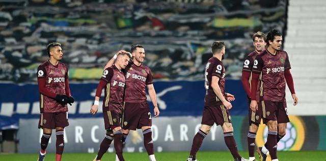  帕德博恩升班马展现韧性，客场逼平老牌劲旅